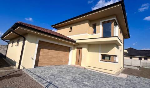 Sale Family house, Family house, GARDENTOWN, Dunajská Streda, Slovakia