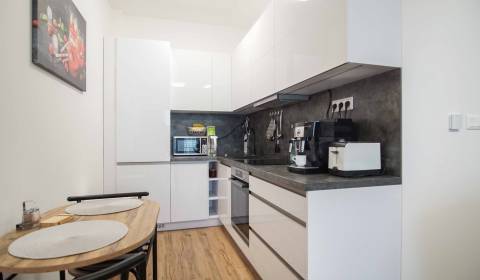 Sale One bedroom apartment, One bedroom apartment, Nové Zámky, Slovaki