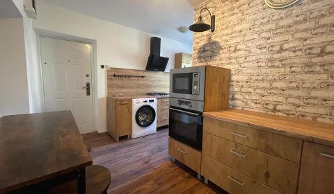 Rent One bedroom apartment, One bedroom apartment, Hlavná, Galanta, Sl
