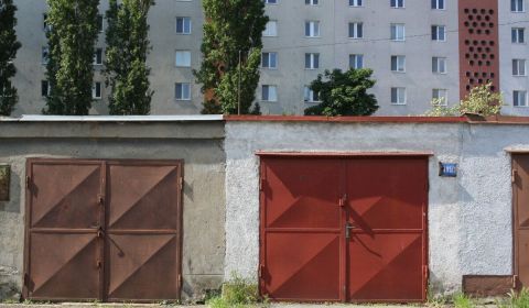 Sale Garage, Garage, Varšavská, Bratislava - Nové Mesto, Slovakia