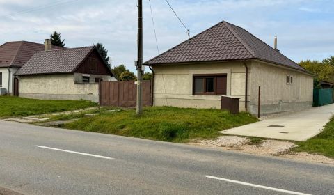 Sale Family house, Family house, Hlohovecká, Galanta, Slovakia