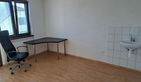 Rent Offices, Offices, Hodžova, Piešťany, Slovakia