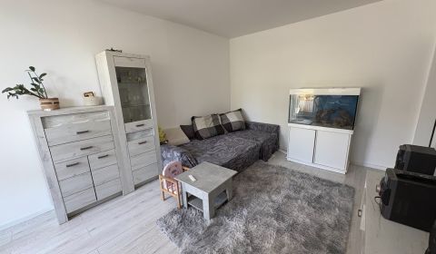 Sale Two bedroom apartment, Two bedroom apartment, Adámiho, Bratislava