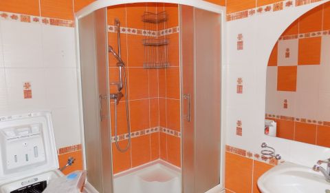 Sale Two bedroom apartment, Two bedroom apartment, Nábrežná, Nové Zámk