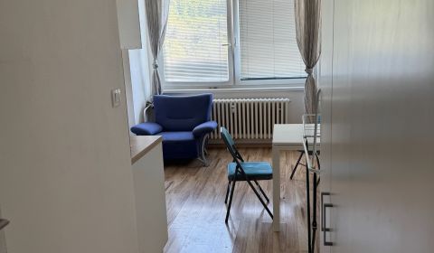 Rent Studio, Studio, Majerská cesta, Banská Bystrica, Slovakia