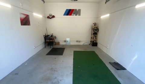 Sale Garage, Garage, Kazanská, Bratislava - Podunajské Biskupice, Slov