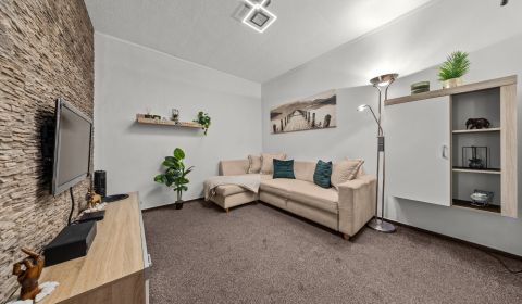BA/DÚBRAVKA-Rent of 1.5 apartment with separate bedroom and kitchen