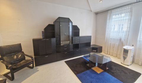 Sale Two bedroom apartment, Two bedroom apartment, Grösslingova, Brati