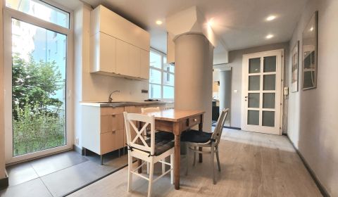 Rent One bedroom apartment, One bedroom apartment, Jakubovo námestie, 