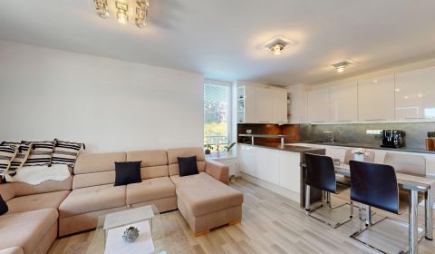 Sale Three bedroom apartment, Three bedroom apartment, Béžová, Bratisl