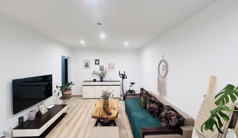 Cozy Renovated 2-Room Apartment with Balcony in Nové Zámky
