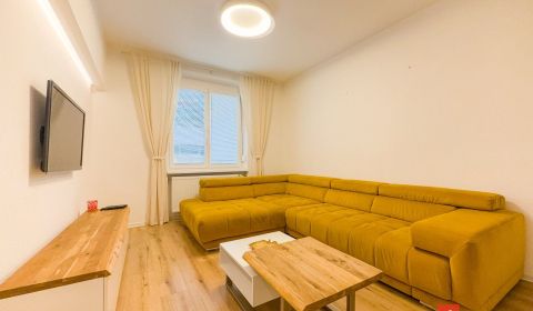 Rent Two bedroom apartment, Bratislava - Staré Mesto, Slovakia