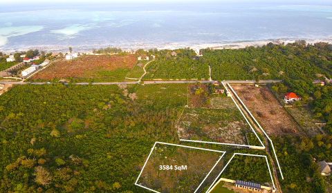 STRATEGICALLY POSITIONED LAND IN JAMBIANI