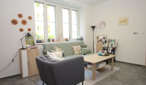 Rent One bedroom apartment, One bedroom apartment, Karadžičova, Bratis