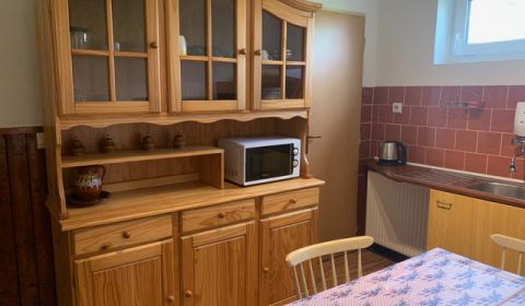 Rent One bedroom apartment, One bedroom apartment, Trnavská ulica, Sen