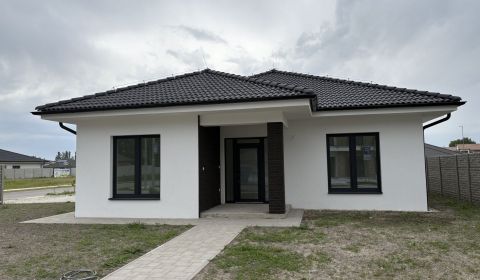 Sale Family house, Family house, FLORIDA VILLA PARK, Dunajská Streda, 