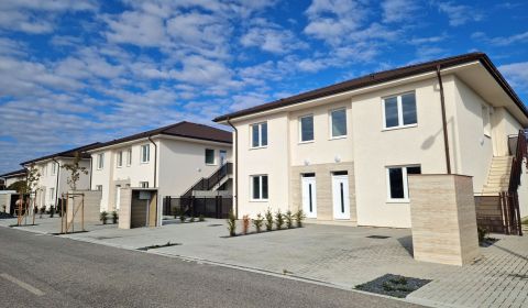 Sale Two bedroom apartment, Two bedroom apartment, Dunajská Streda, Sl