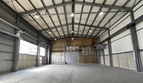 Spacious Industrial Hall for Rent in Žilina's Prime Location
