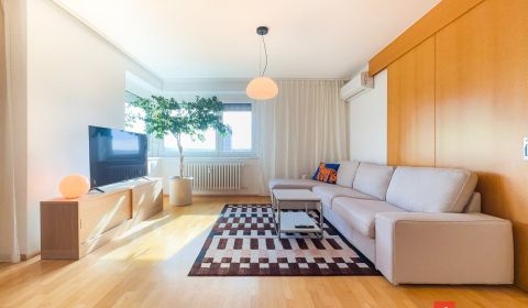 Rent Three bedroom apartment, Bratislava - Staré Mesto, Slovakia