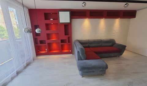 Rent Two bedroom apartment, Two bedroom apartment, SNP, Nové Zámky, Sl