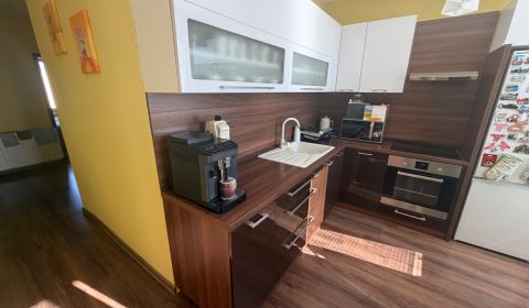 Sale Two bedroom apartment, Two bedroom apartment, Tichá, Topoľčany, S