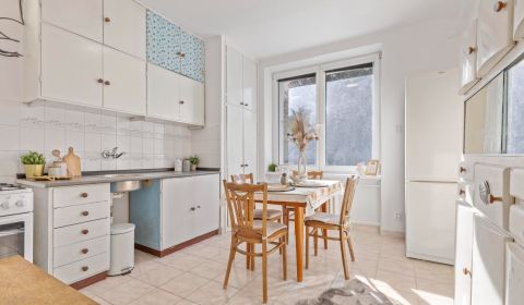 Rent One bedroom apartment, One bedroom apartment, Azovská, Bratislava