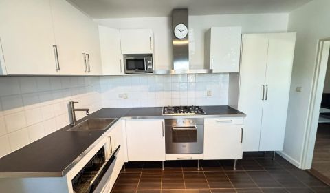 Sale Two bedroom apartment, Two bedroom apartment, Nové Zámky, Nové Zá