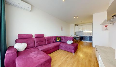 Rent Two bedroom apartment, Two bedroom apartment, Fialová, Bratislava