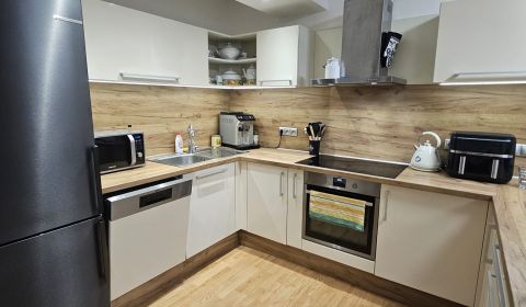 Sale Two bedroom apartment, Two bedroom apartment, Kvačalova, Žilina, 