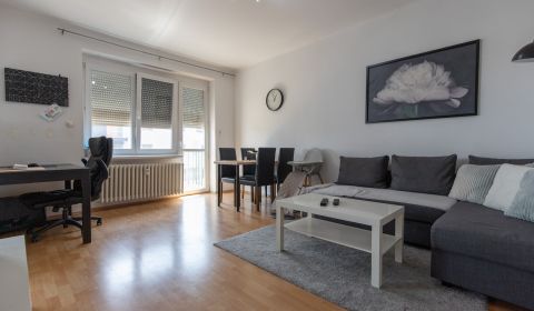Furnished 1-bedroom apartment with balcony, Ružinov