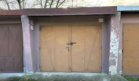 Sale Garage, Garage, Galanta, Slovakia