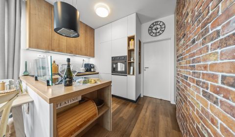Sale Two bedroom apartment, Two bedroom apartment, Fialová, Bratislava