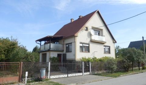 Sale Family house, Family house, Lazianska, Turčianske Teplice, Slovak
