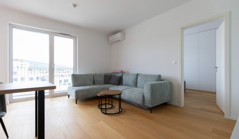 Designer 1-bedroom apartment with balcony, Dúbravka