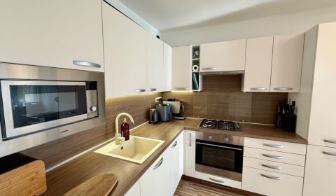 Sale Two bedroom apartment, Two bedroom apartment, Gejzu Dusíka, Trnav