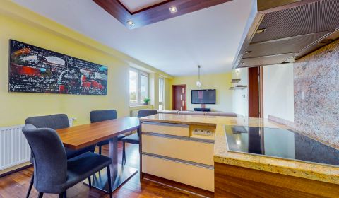 Sale Two bedroom apartment, Two bedroom apartment, Bakossova, Banská B