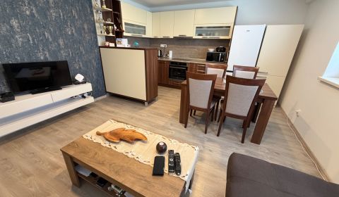 Sale Two bedroom apartment, Two bedroom apartment, Tichá, Topoľčany, S
