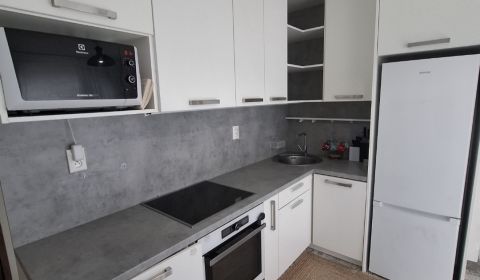 Rent Two bedroom apartment, Two bedroom apartment, Nábrežná, Nové Zámk