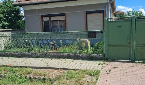 Sale Family house, Family house, Bešeňov, Nové Zámky, Slovakia
