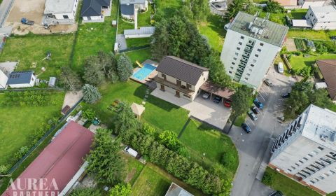 Flat building plot with utilities for family HOUSE 2554m2 Kováčová 