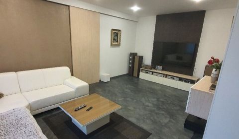 Sale Two bedroom apartment, Two bedroom apartment, Antona Bernoláka, Ž