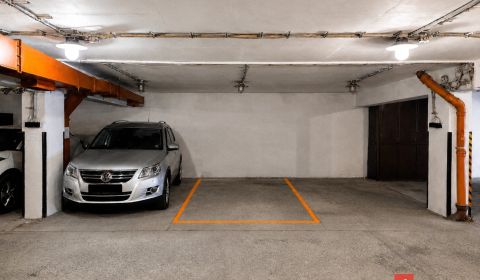 Sale Garage, Bratislava - Staré Mesto, Slovakia