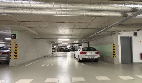 Sale Garage, Garage, Einsteinova, Bratislava - Petržalka, Slovakia