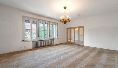 Charming 3-Room Apartment in Historic Bratislava Old Town