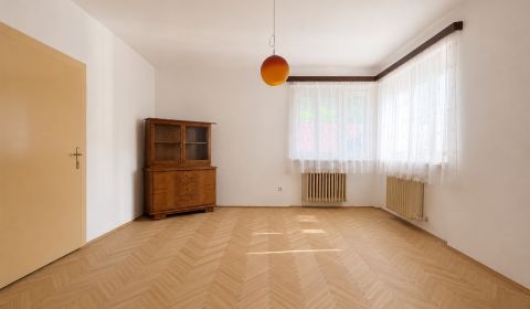 Sale Three bedroom apartment, Three bedroom apartment, Banská Bystrica