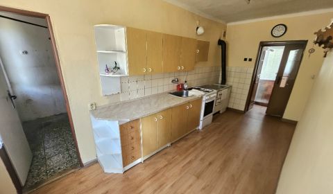Sale Two bedroom apartment, Two bedroom apartment, Bánovce nad Bebravo