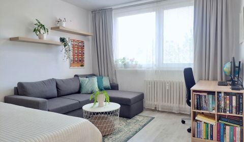 Sale Studio, Studio, Žarnovická, Bratislava - Rača, Slovakia