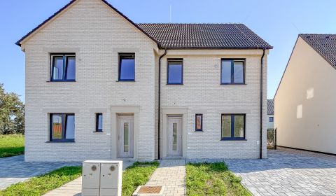Sale Family house, Family house, Irisová, Bratislava - Vrakuňa, Slovak