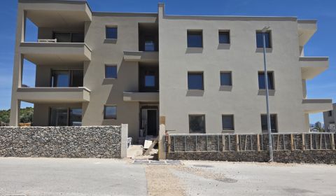 CROATIA - Apartments (K1) in the beautiful village of TRIBUNJ