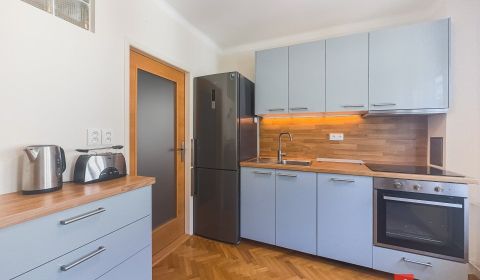 Rent One bedroom apartment, Bratislava - Staré Mesto, Slovakia